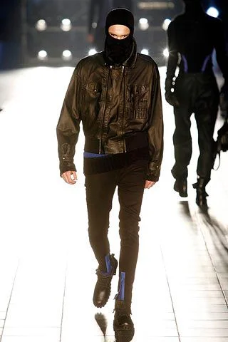 Look 25